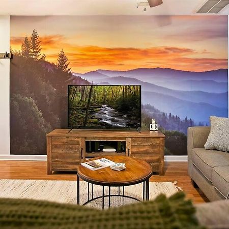 Willow Trace: Family Retreat, Hot Tub, Gaming! Pigeon Forge Exterior foto